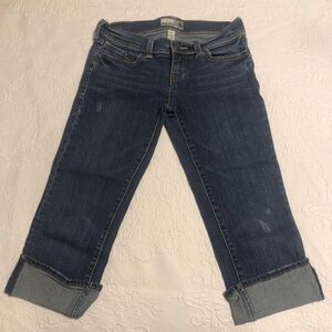 Hollister Y2K Low Rise Capri Jeans, Size 1